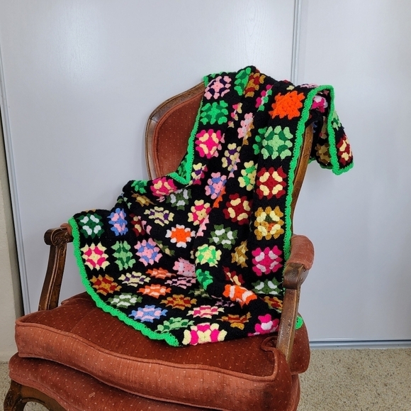 Vintage Handmade Crochet Granny Square Afghan Throw Blanket 50by39 - Picture 1 of 12